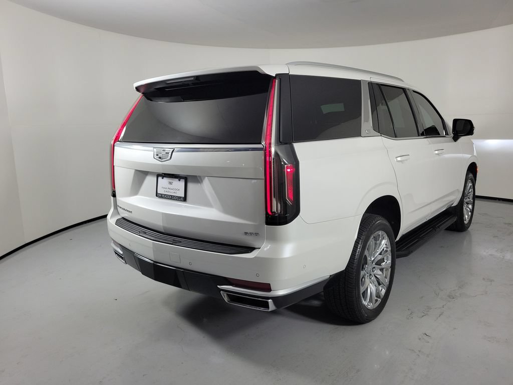 Certified 2023 Cadillac Escalade Premium Luxury w/ LPO, Radiant Package AWD/4WD image 4