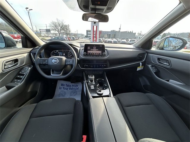 Certified 2025 Nissan Rogue S image 12