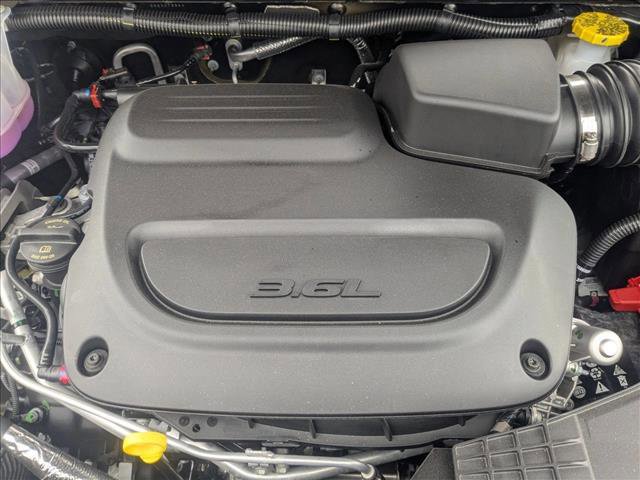 New 2026 Chrysler Pacifica Select w/ S Appearance Package image 17