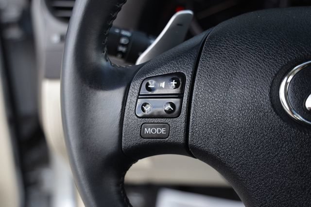 Used 2010 Lexus IS 250 w/ Preferred Accessory Package RWD image 29