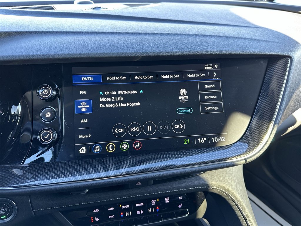 Used 2023 Buick Envision Essence image 16