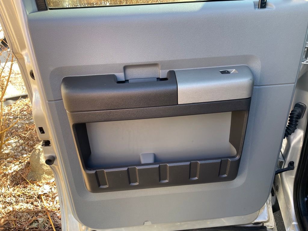 Used 2015 Ford F250 XLT w/ XLT Premium Package image 15