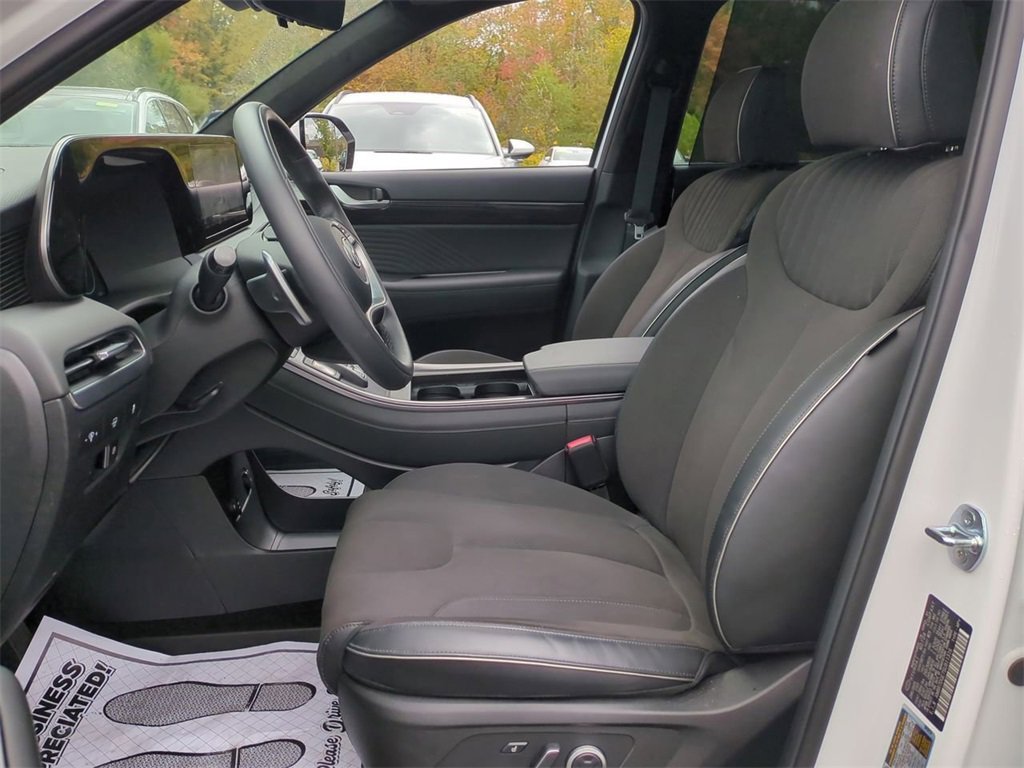 Used 2025 Hyundai Palisade Calligraphy image 22