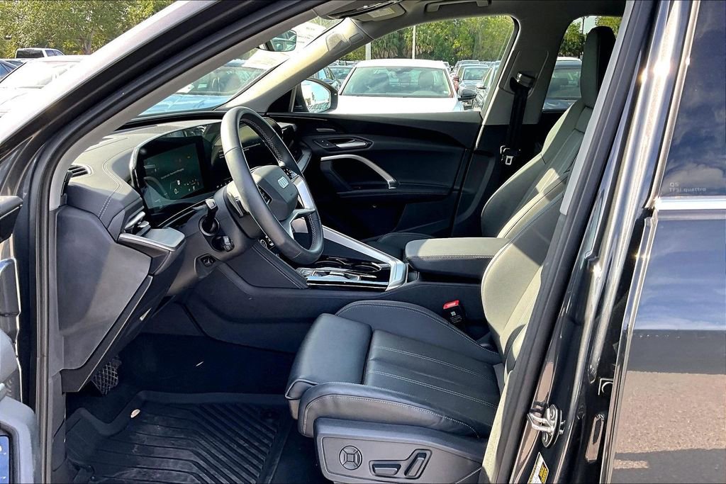 Certified 2025 Audi Q5 Premium Plus w/ Premium Plus image 21