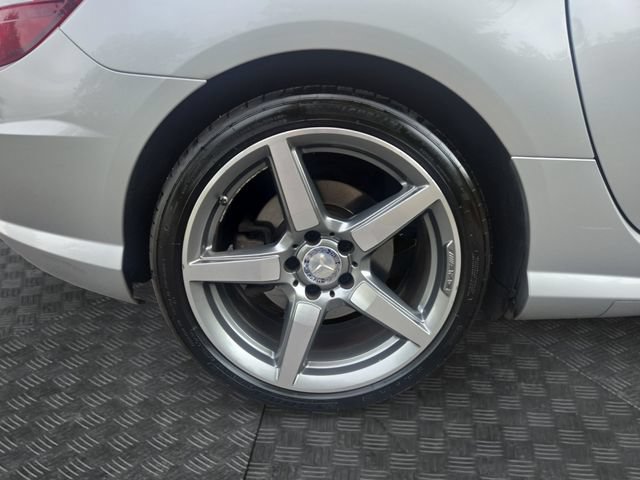 Used 2015 Mercedes-Benz SLK 250 w/ Premium Package image 37