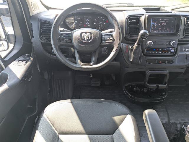 Used 2025 RAM ProMaster 2500 w/ Convenience Group FWD image 16