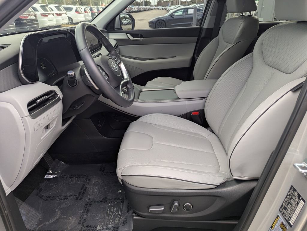 Used 2023 Hyundai Palisade SEL image 24
