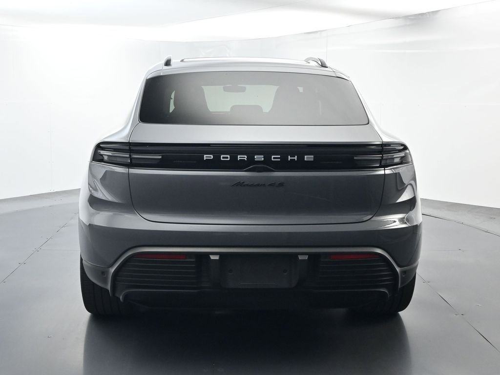 Certified 2025 Porsche Macan 4S Electric AWD/4WD image 13