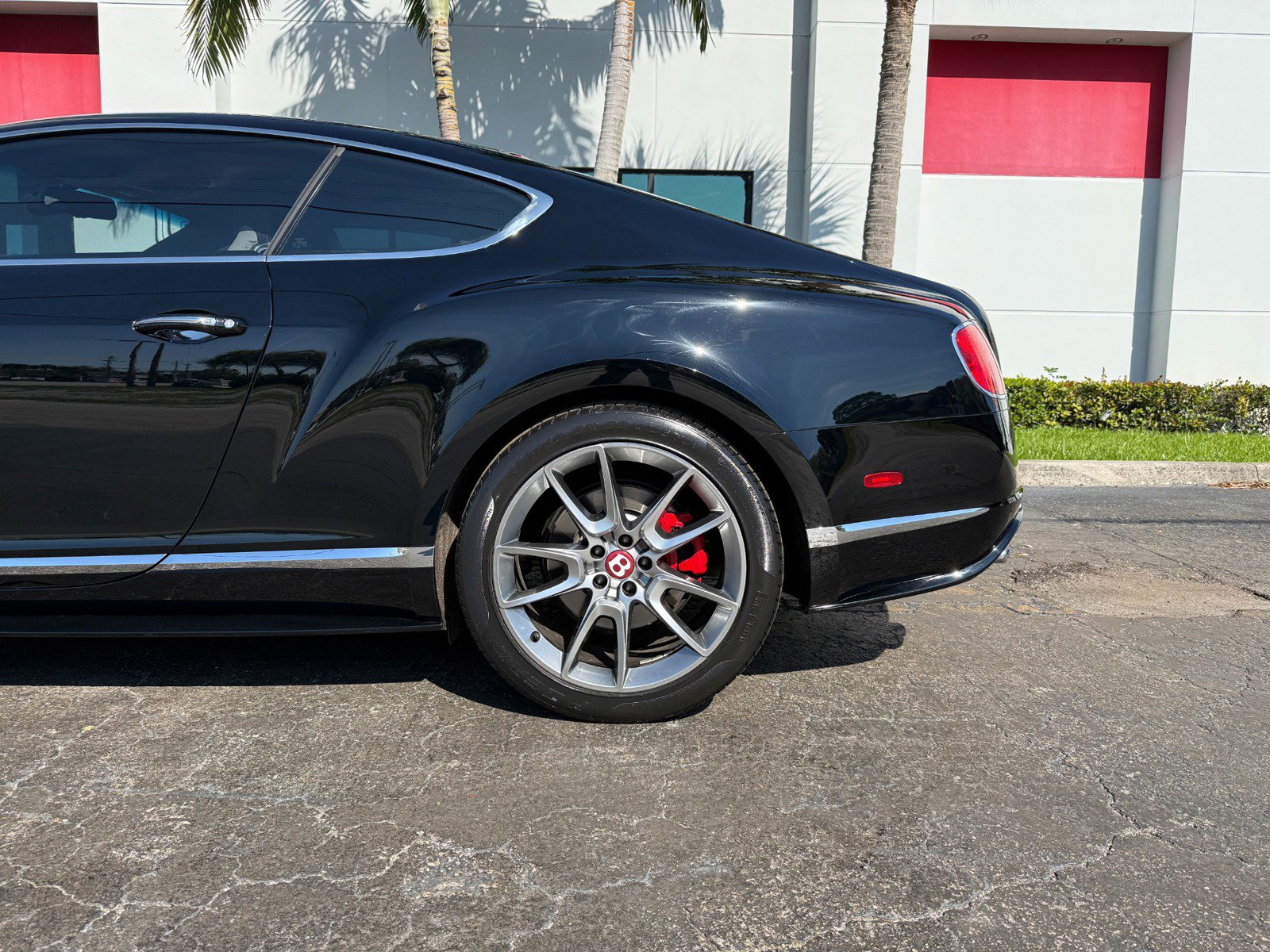 Used 2015 Bentley Continental GT V8 S image 12