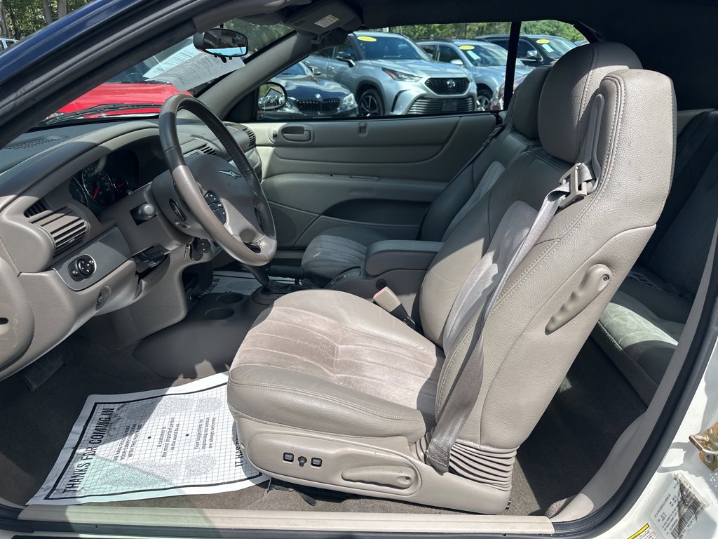 Used 2006 Chrysler Sebring Touring image 23