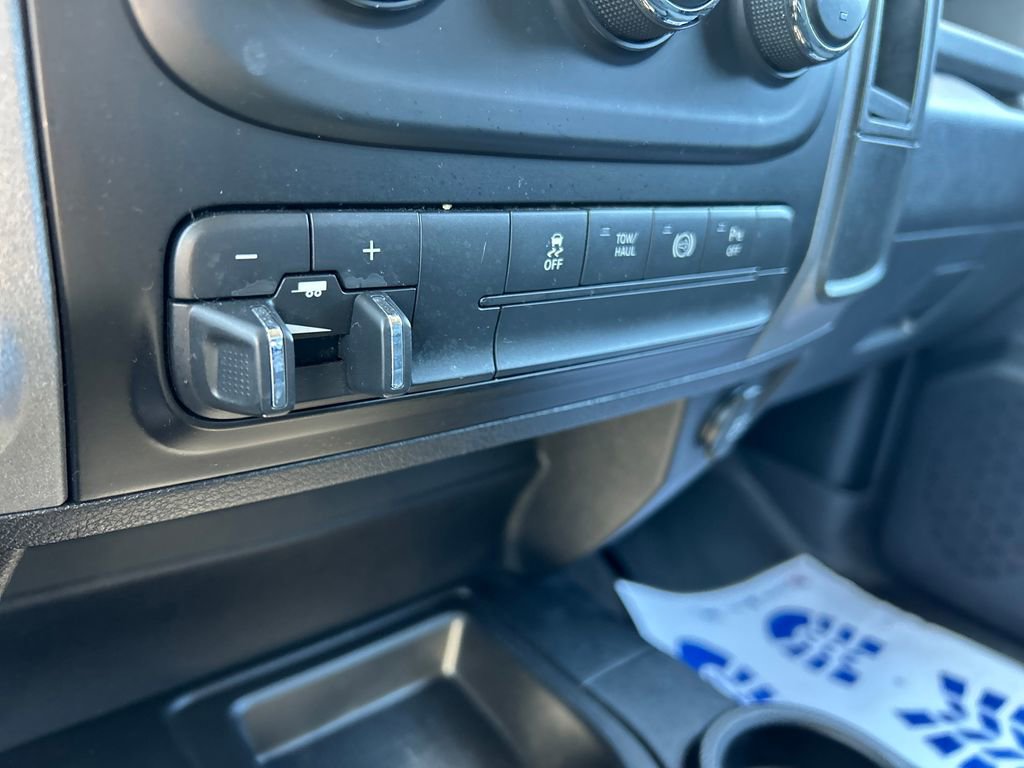 Used 2015 RAM 2500 Tradesman w/ Chrome Appearance Group image 35