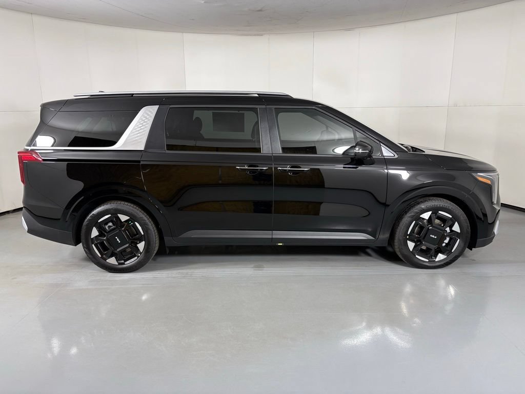 New 2026 Kia Carnival EX FWD image 9