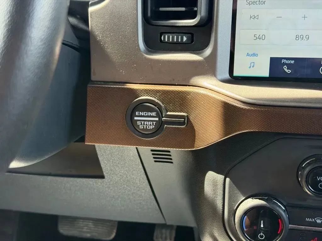 Used 2022 Ford Bronco Outer Banks AWD/4WD image 19