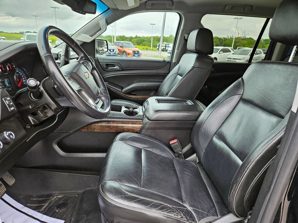 Used 2018 Chevrolet Suburban LT AWD/4WD image 21