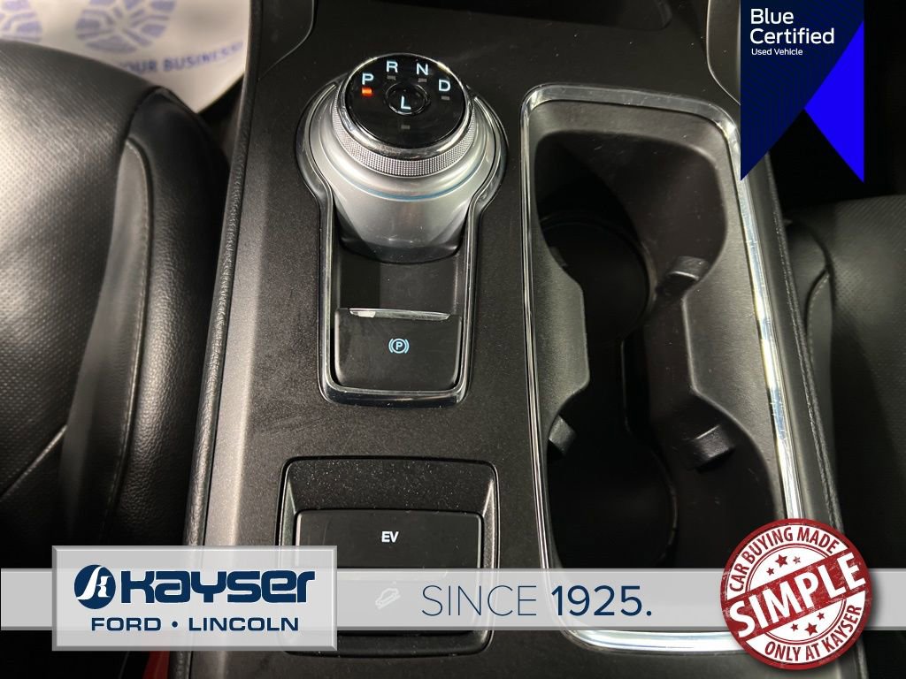 Used 2020 Ford Fusion Energi Titanium FWD image 16