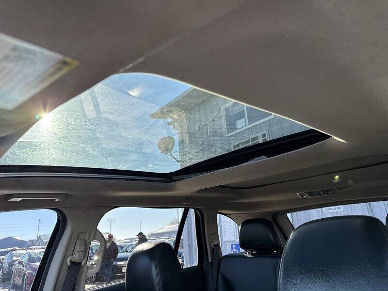 Used 2012 Ford Edge SEL image 26