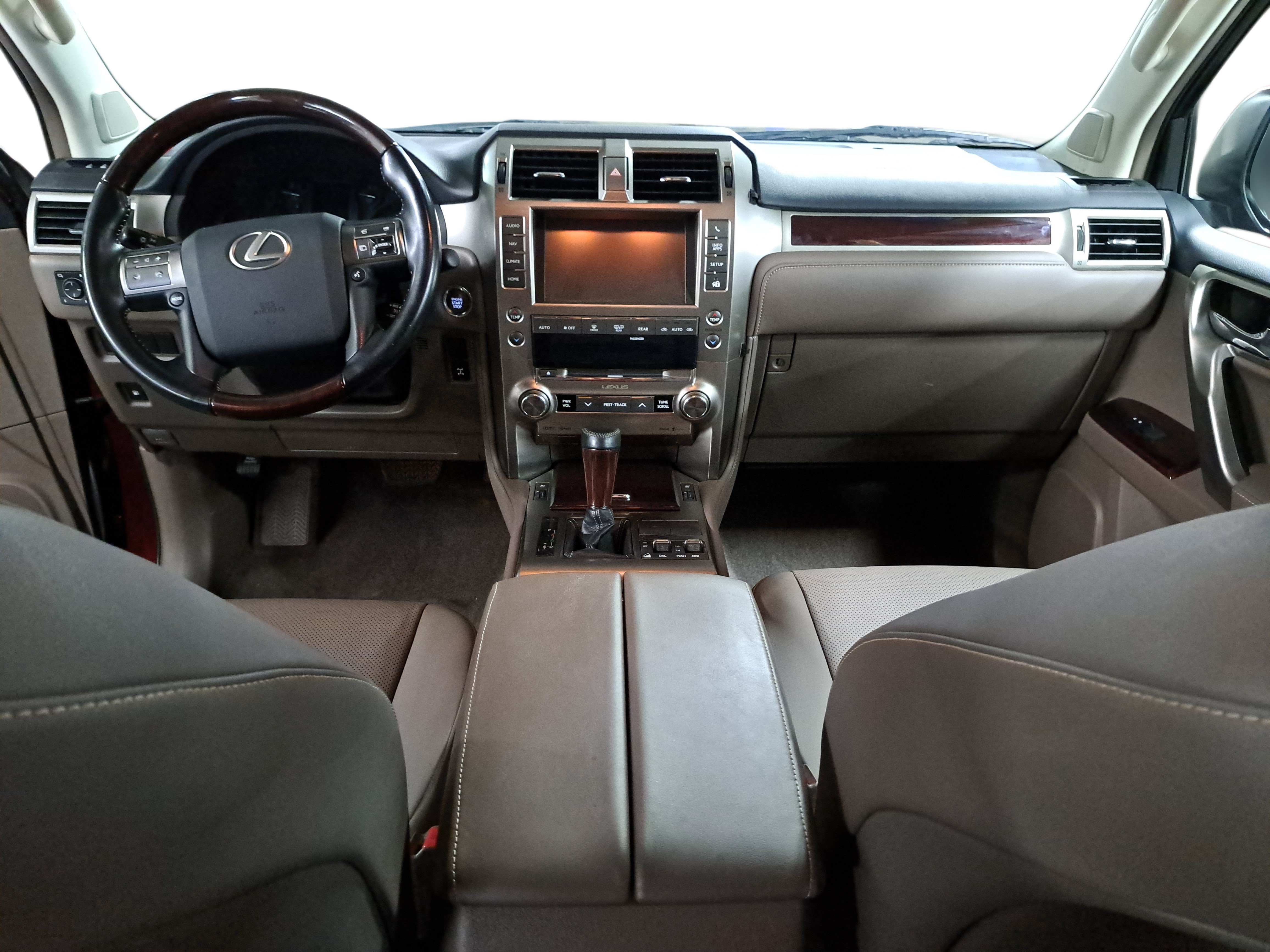 Used 2019 Lexus GX 460 Premium AWD/4WD image 9