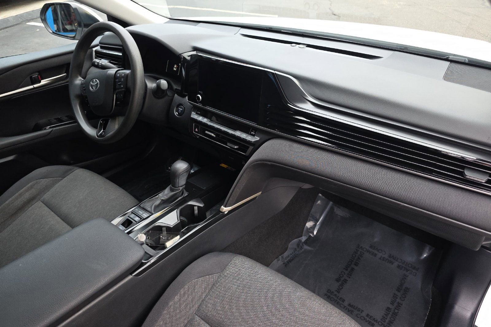 Used 2025 Toyota Camry LE FWD image 15