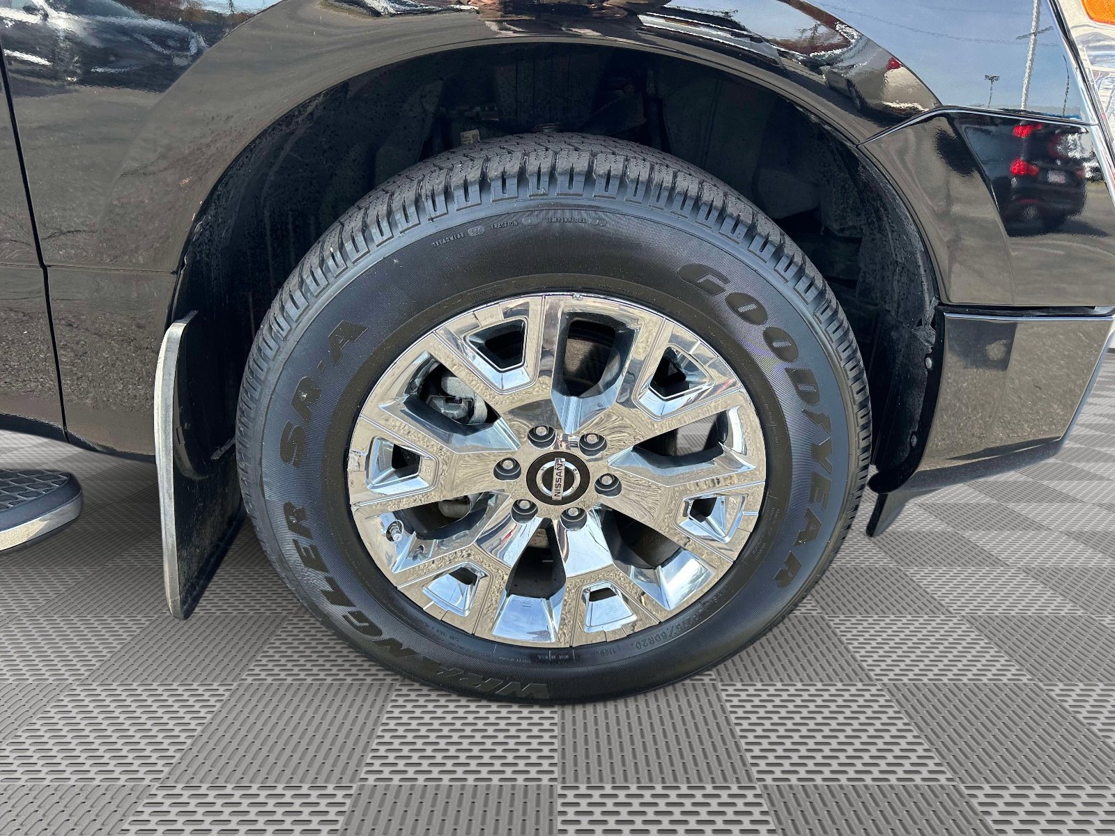 Used 2020 Nissan Titan SV w/ SV Convenience Package image 34