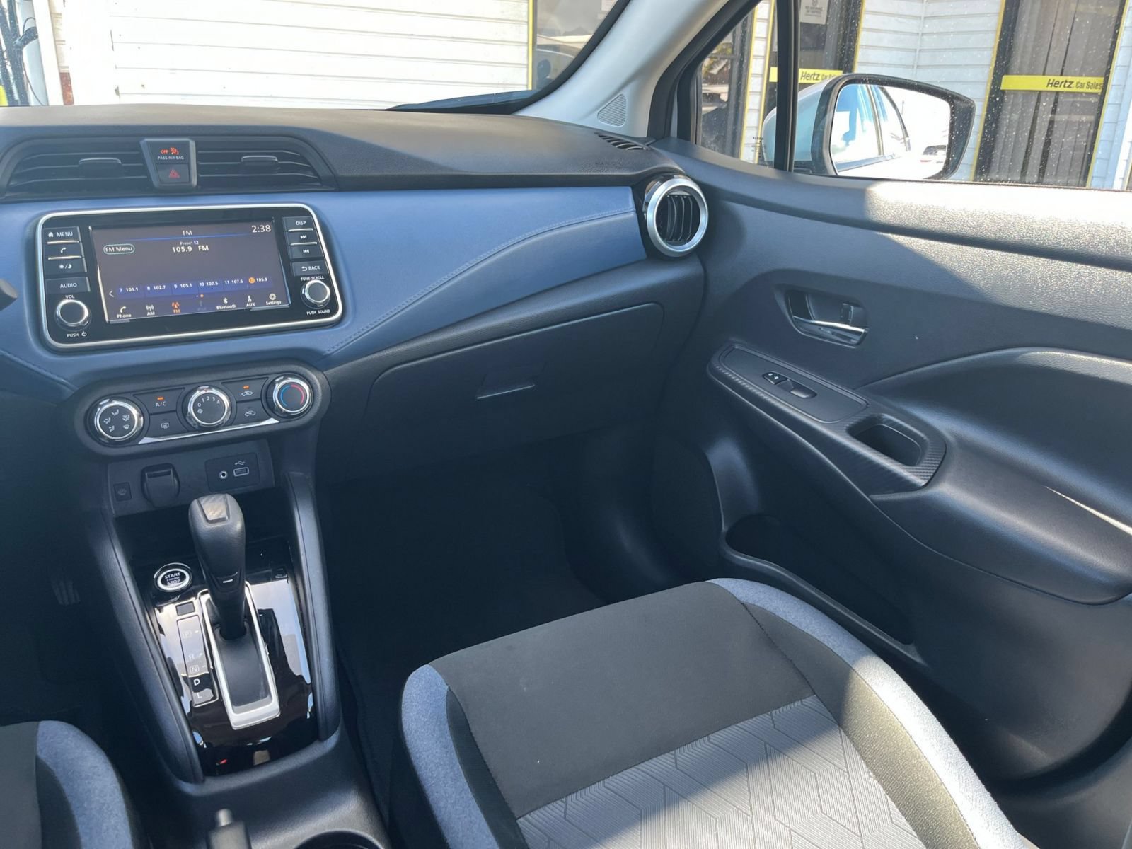 Used 2025 Nissan Versa SV FWD image 32