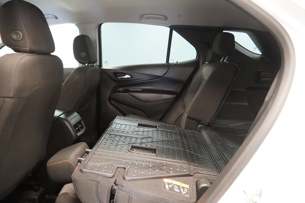 Used 2024 Chevrolet Equinox LT FWD image 29