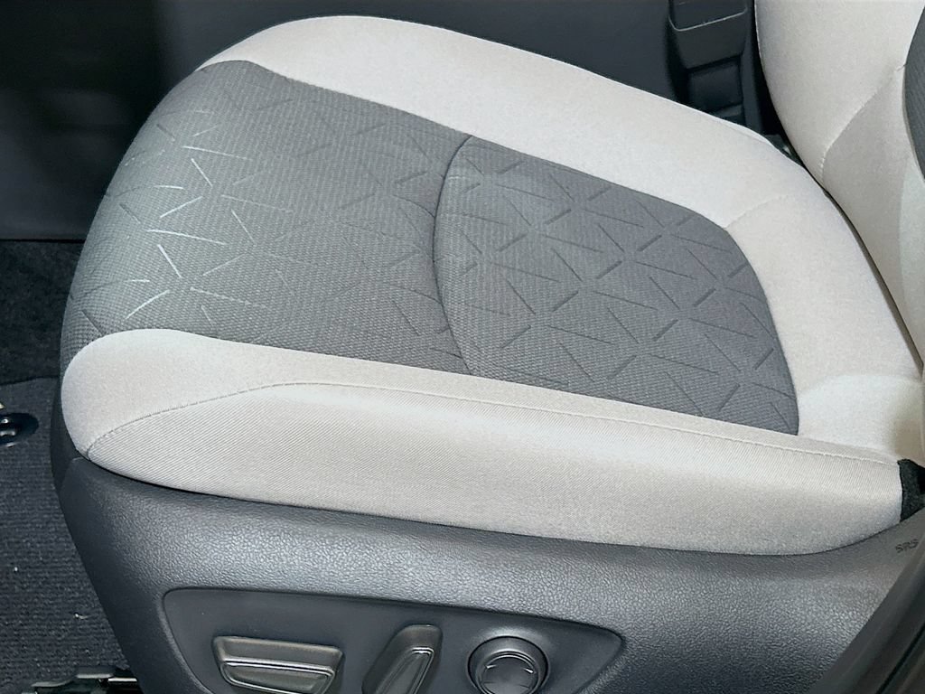New 2025 Toyota RAV4 XLE FWD image 18