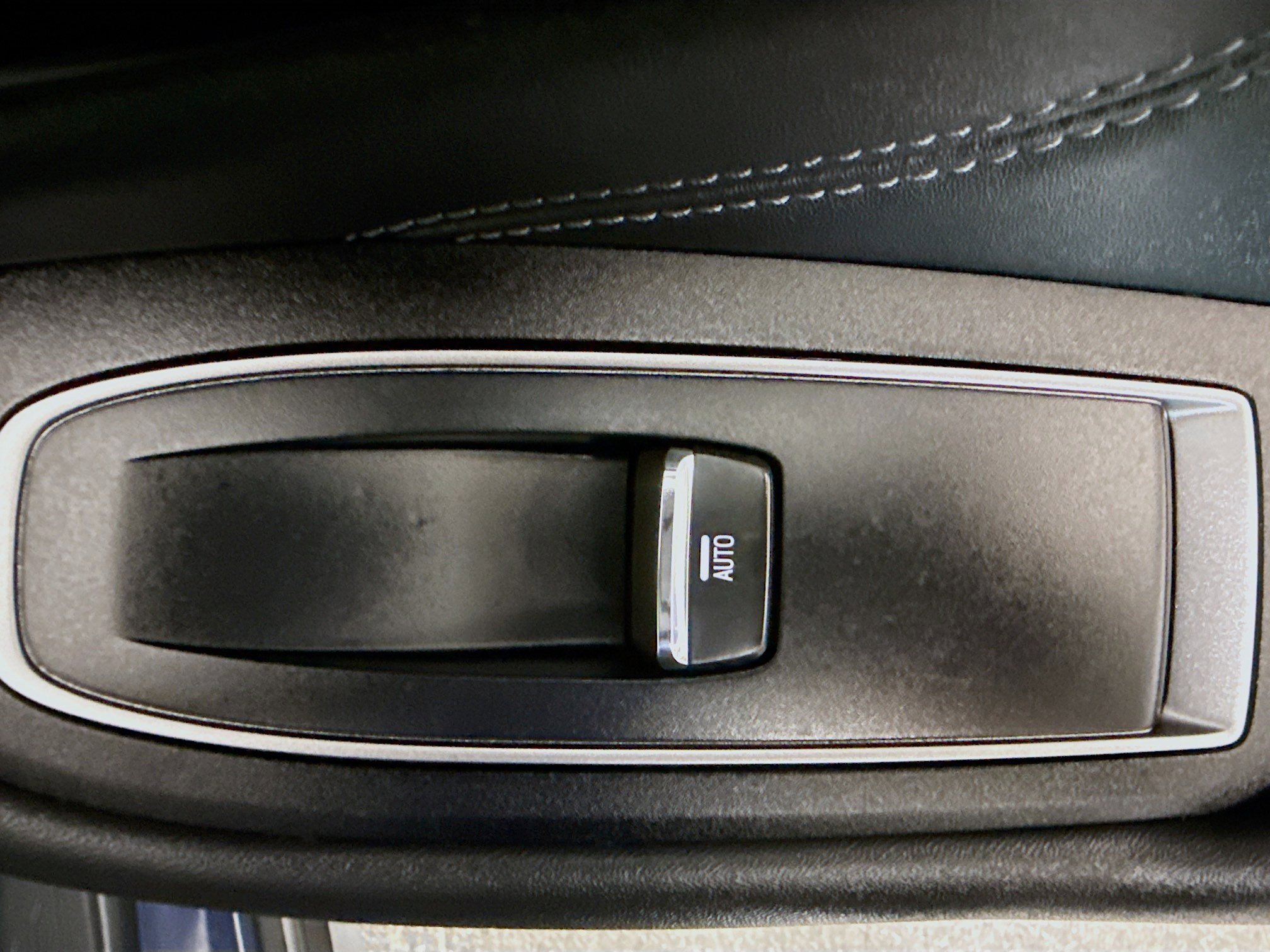 Used 2023 Subaru Outback Limited image 31