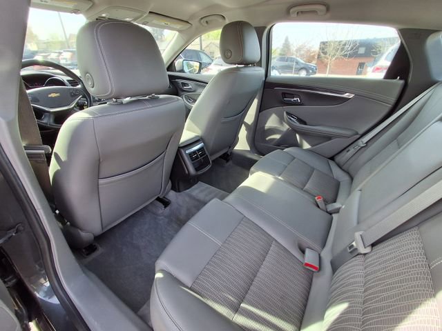 Used 2015 Chevrolet Impala LT image 15