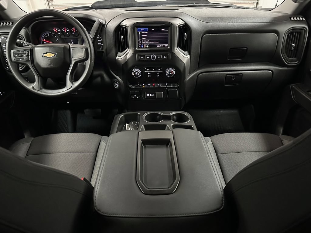Used 2025 Chevrolet Silverado 1500 Custom Trail Boss AWD/4WD image 22