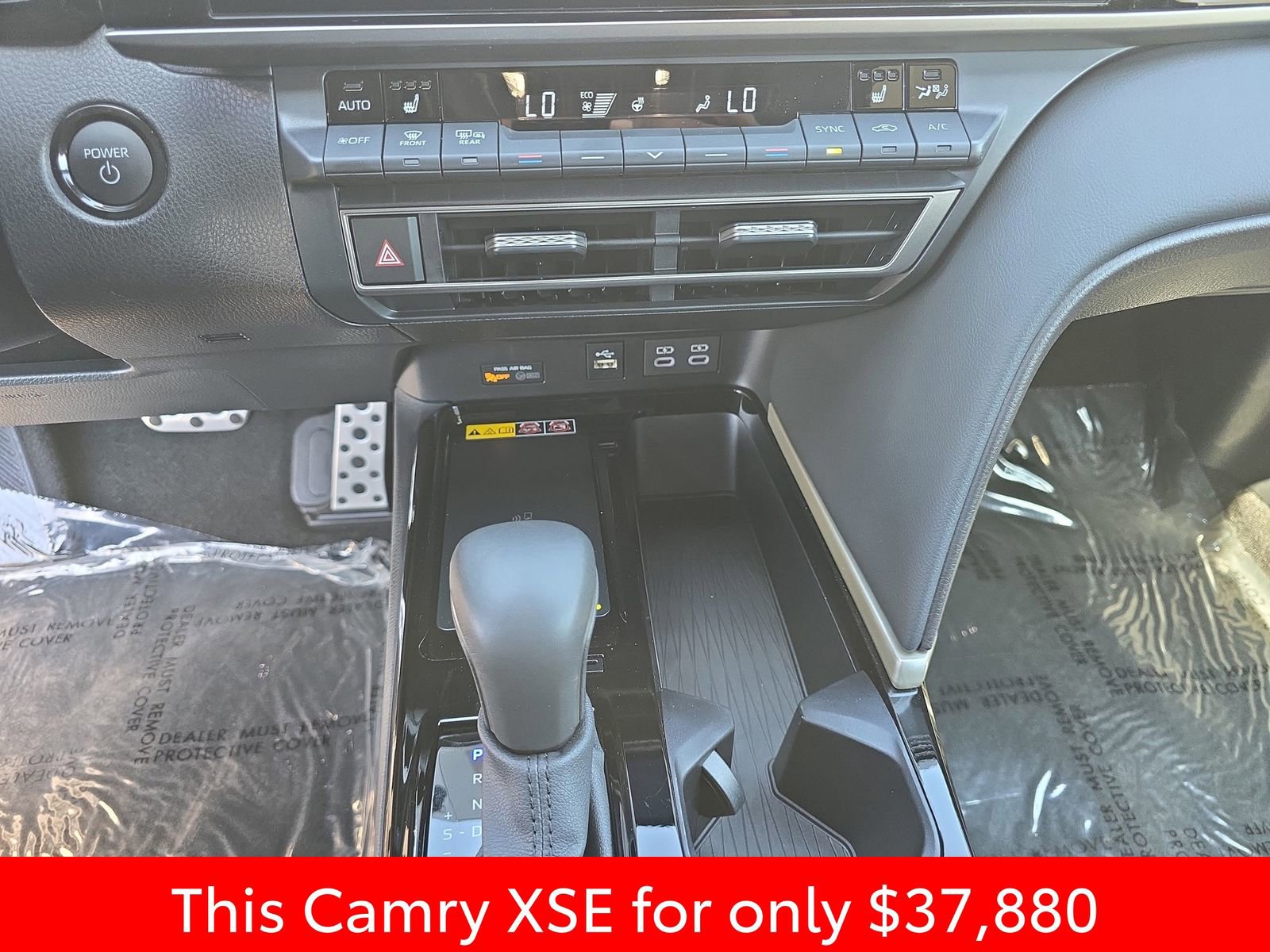 Used 2025 Toyota Camry XSE FWD image 29