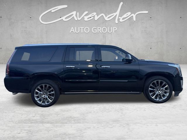 Used 2019 Cadillac Escalade ESV Platinum w/ Escalade Sport Edition AWD/4WD image 17