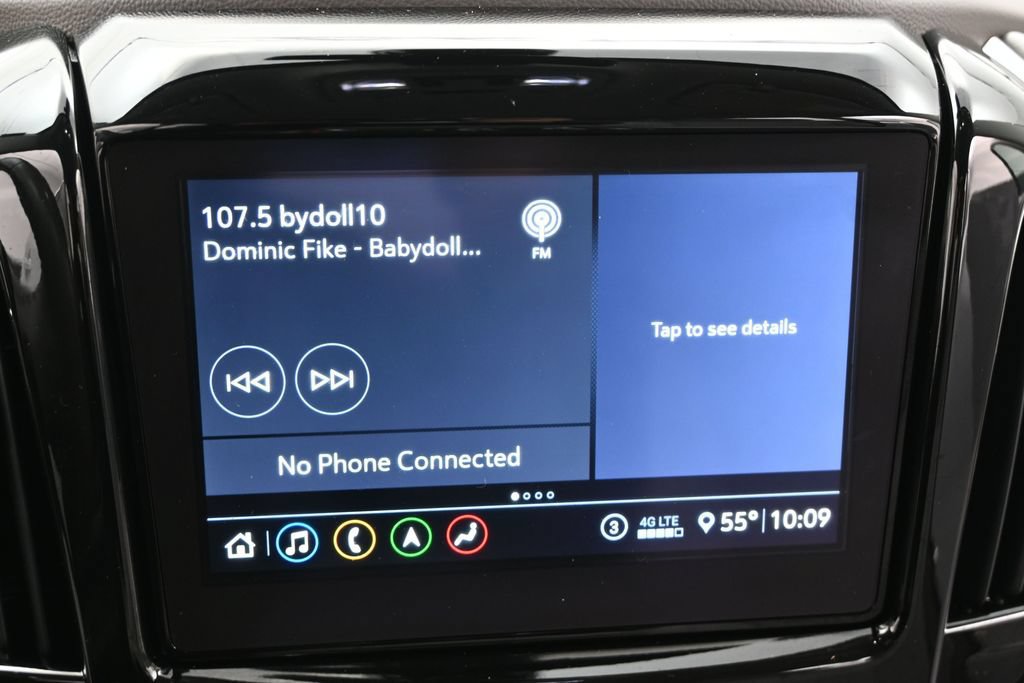 Used 2021 Chevrolet Traverse Premier FWD image 15