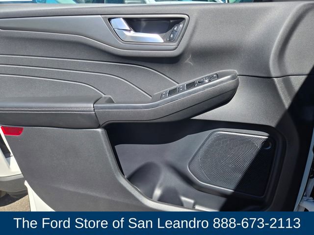 New 2025 Ford Escape SE image 21