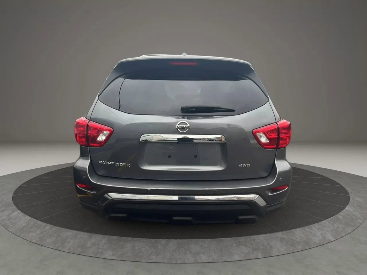 Used 2019 Nissan Pathfinder S image 6