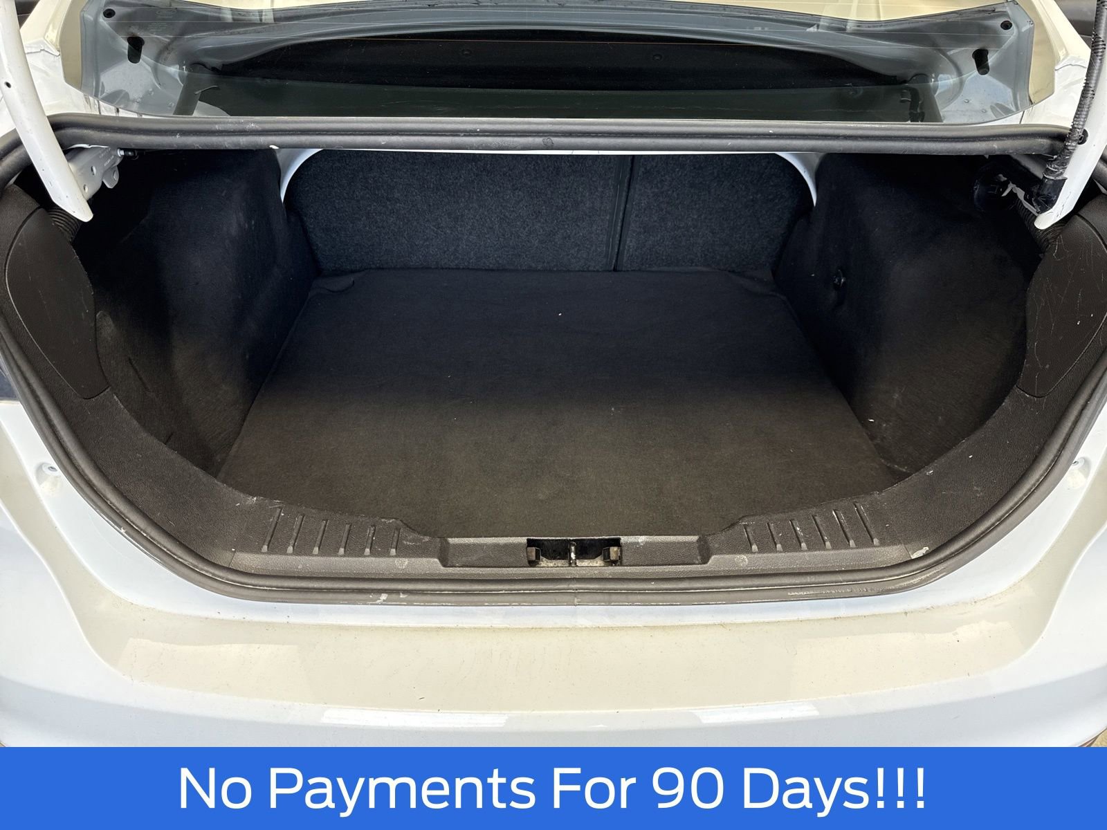 Certified 2018 Ford Focus SE image 37