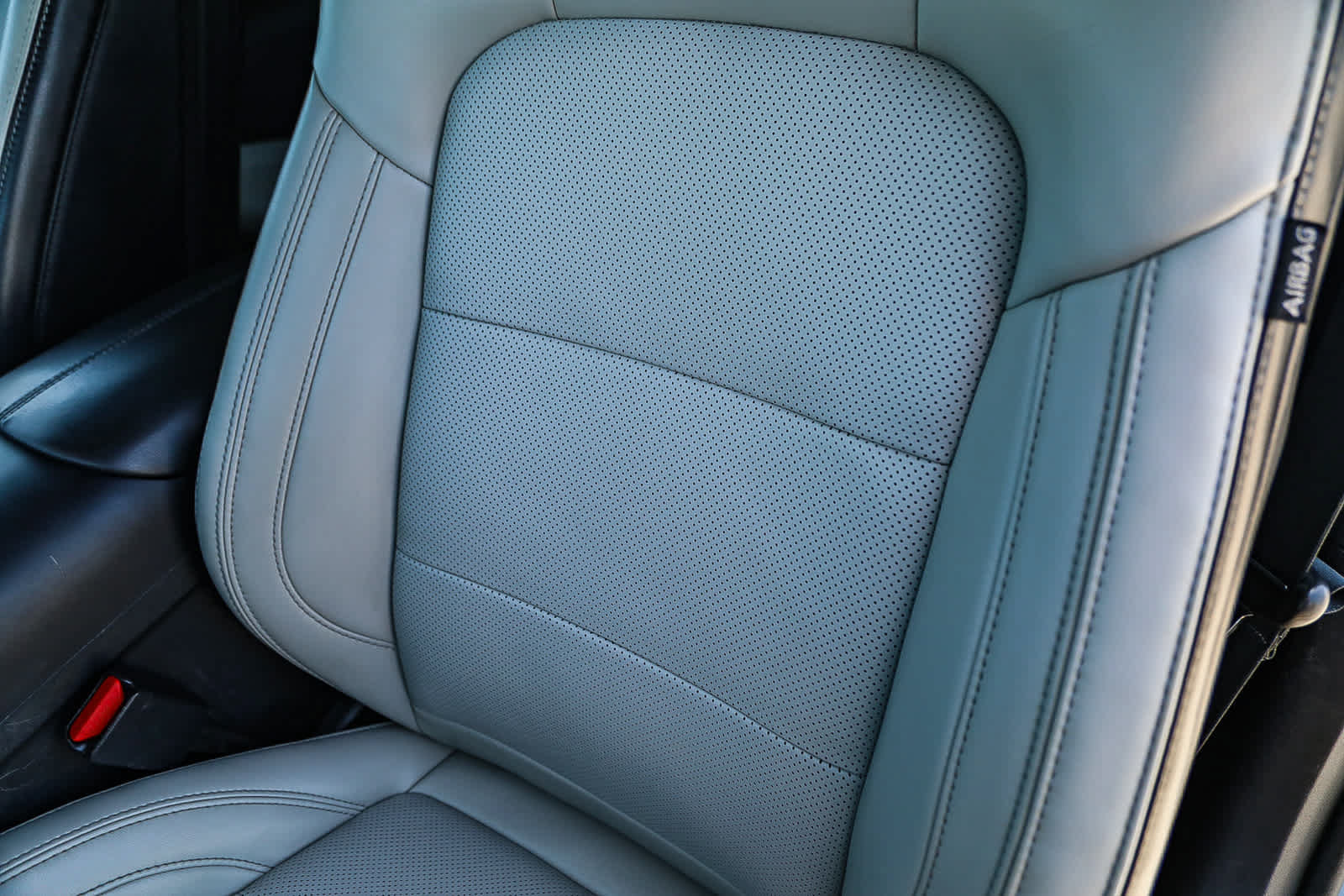 Used 2024 Ford Mustang Premium RWD image 25