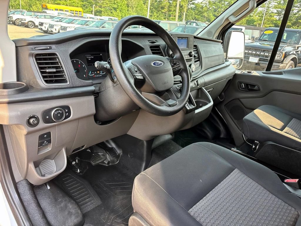 Used 2025 Ford Transit 250 Low Roof w/ Exterior Upgrade Package RWD image 10