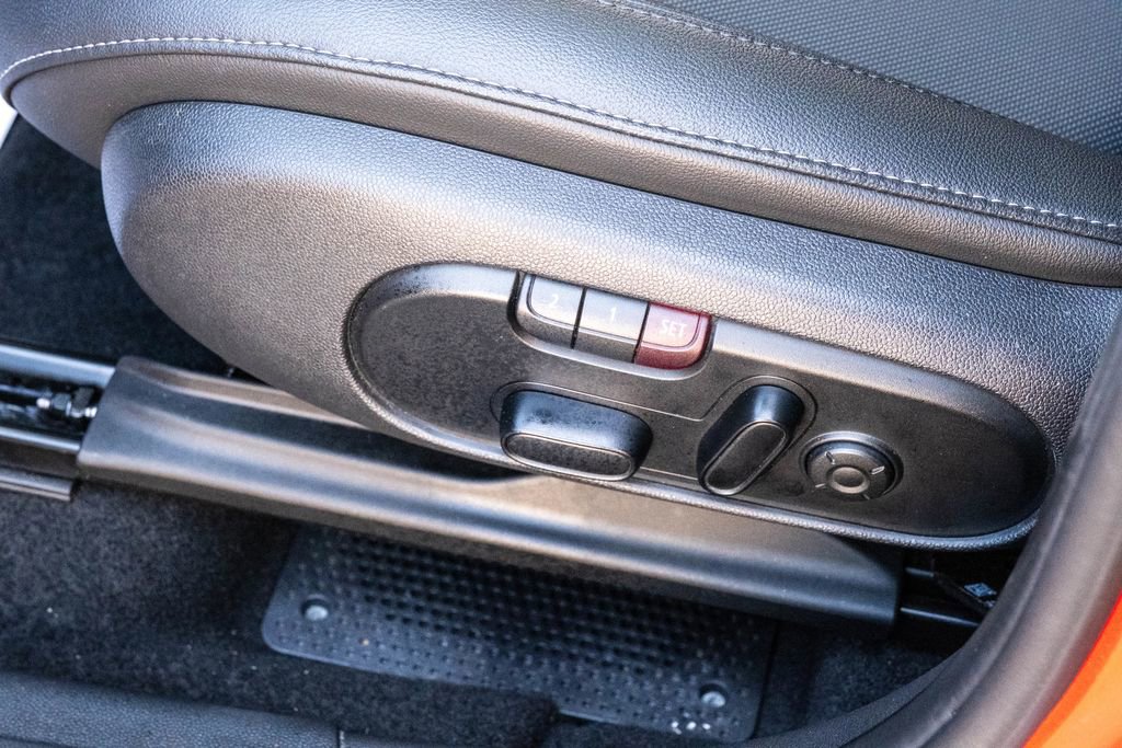 Used 2022 MINI Cooper Countryman S w/ Premium Package image 36