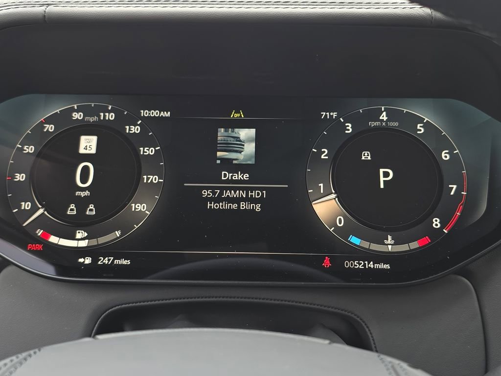 New 2025 Land Rover Range Rover SV image 20