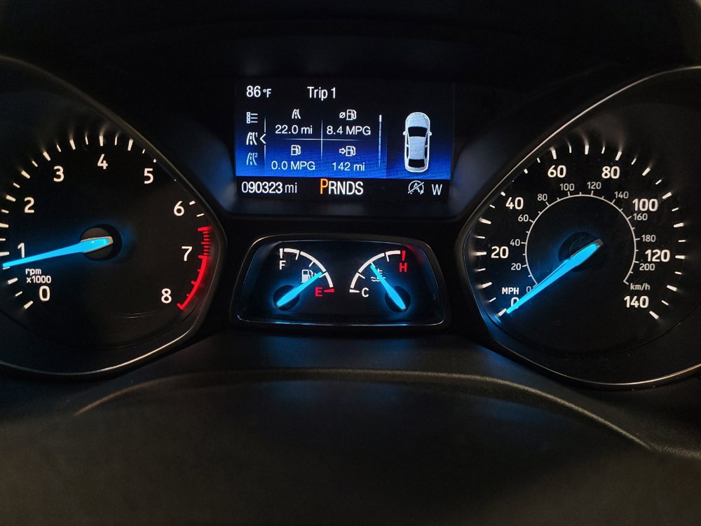 Used 2018 Ford Escape SE w/ SE Sync 3 Package AWD/4WD image 23