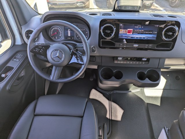 Used 2026 Mercedes-Benz Sprinter 2500 image 17