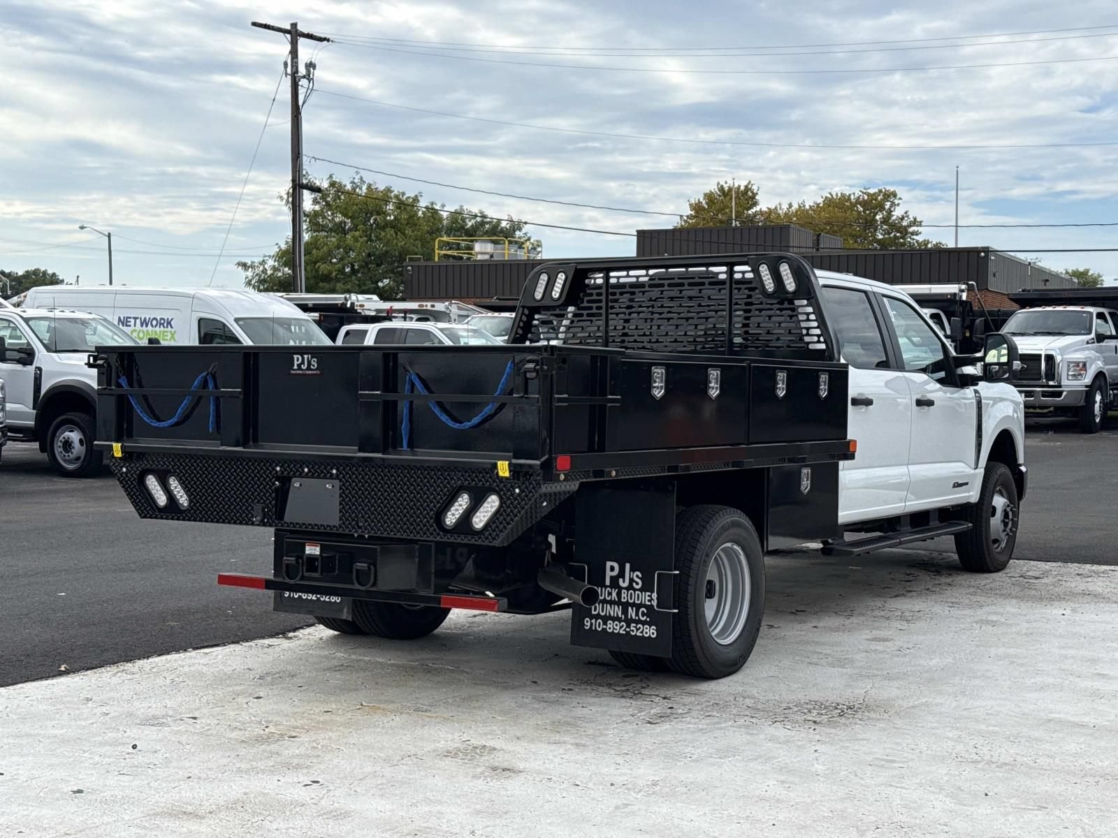 New 2026 Ford F350 XL w/ XL Chrome Package AWD/4WD image 3