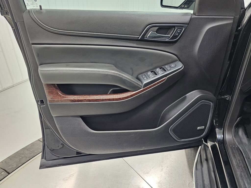 Used 2015 GMC Yukon SLE w/ HD Trailering Package image 35