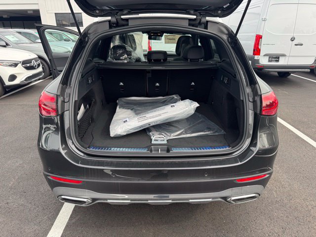 Used 2026 Mercedes-Benz GLC 300 4MATIC image 11