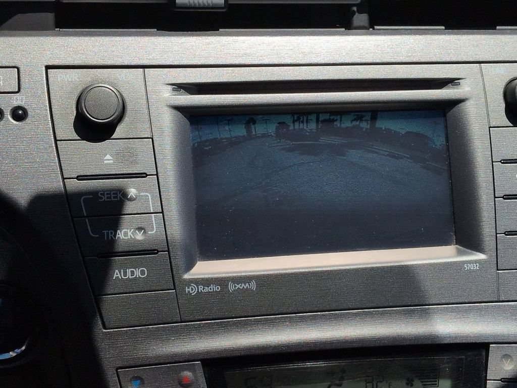 Used 2015 Toyota Prius Three FWD image 15