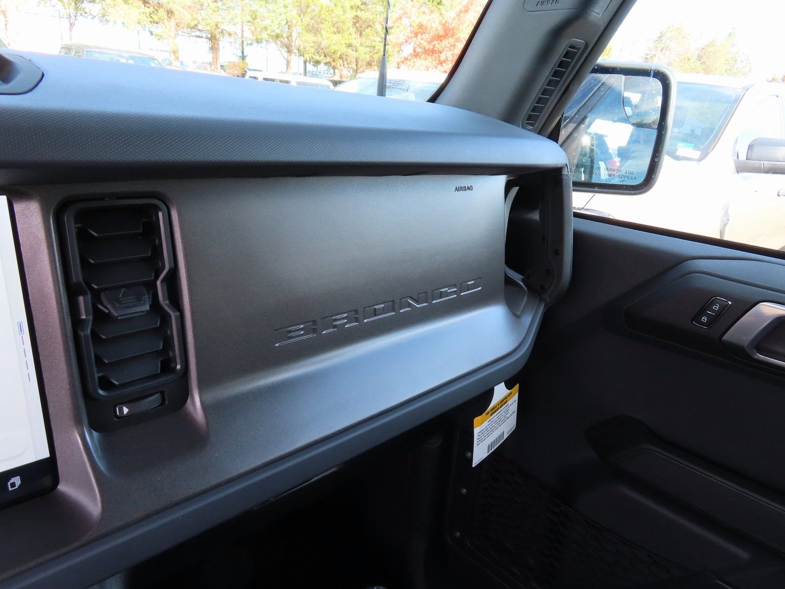 New 2025 Ford Bronco 4-Door w/ Sasquatch Package image 11