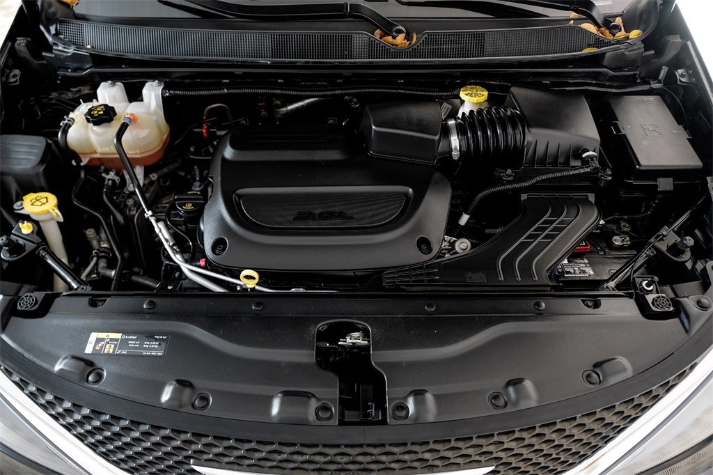 Used 2020 Chrysler Voyager Lxi image 49