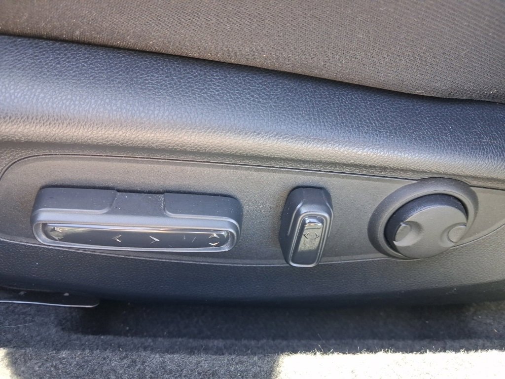 Used 2023 Honda Accord EX image 18