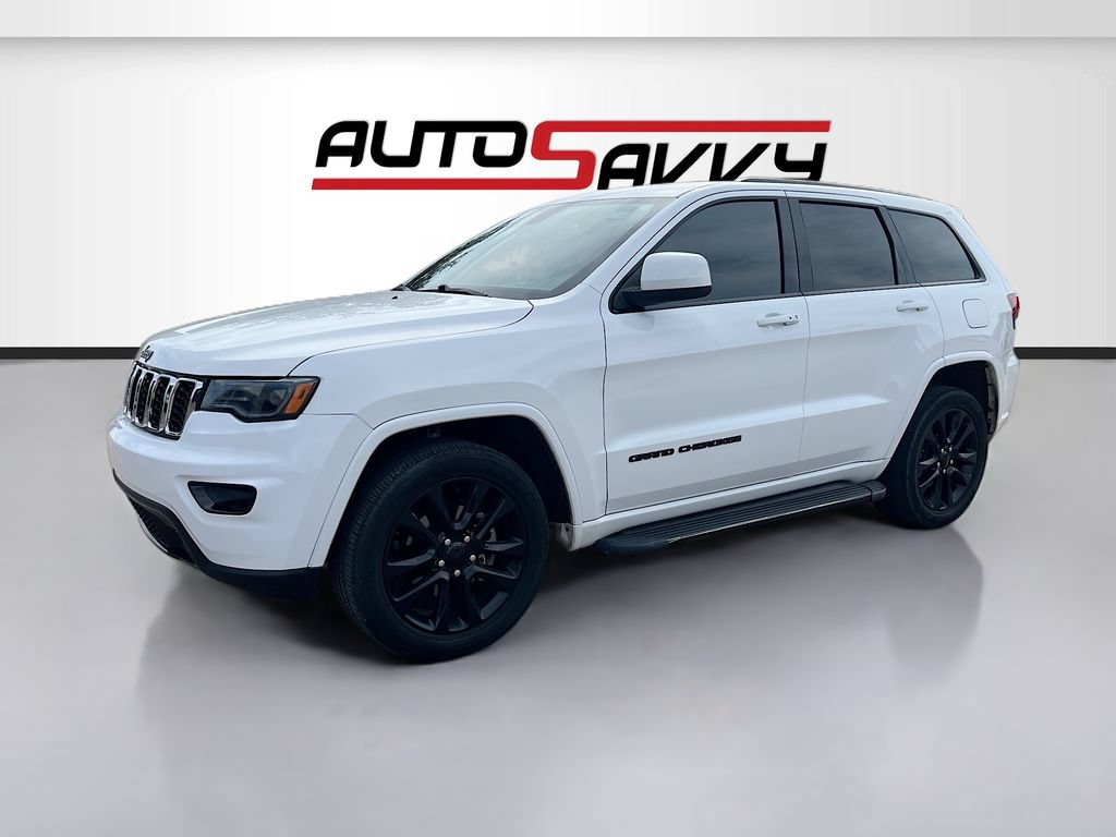 Used 2020 Jeep Grand Cherokee Altitude AWD/4WD image 3