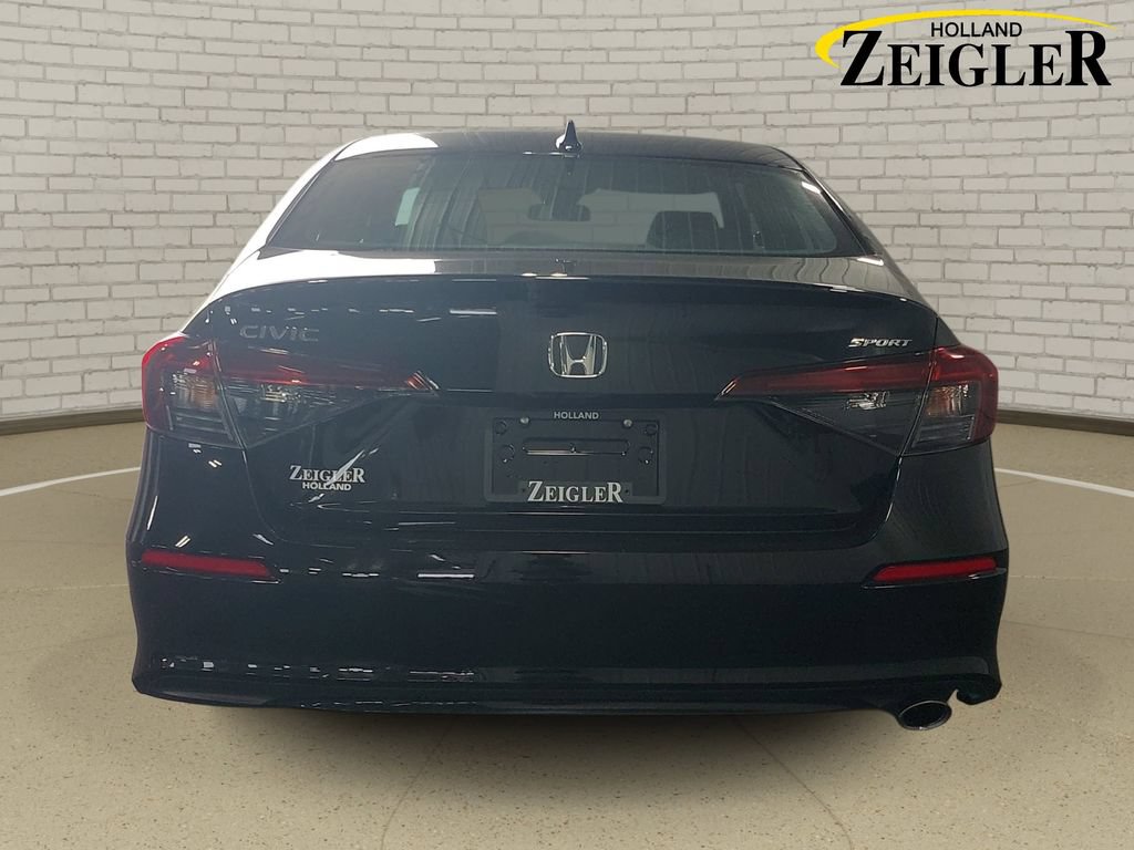 Used 2025 Honda Civic Sport image 6